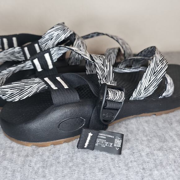 Chaco Women's Z2 Classic Sandal Trap Black White JCH108064 US Size 9 / EUR 40 - Picture 4 of 10